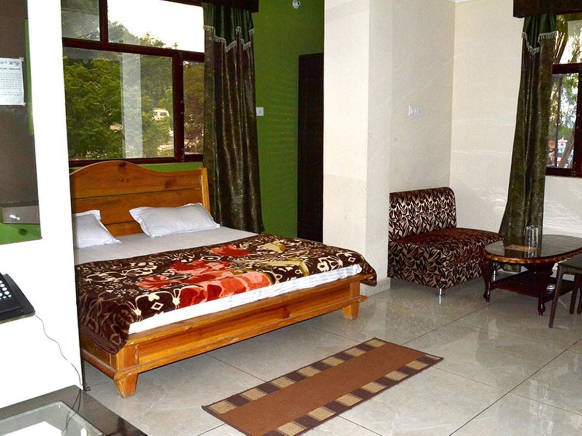 Oyo 37525 Hotel Mall Palace Pithoragarh Exterior photo
