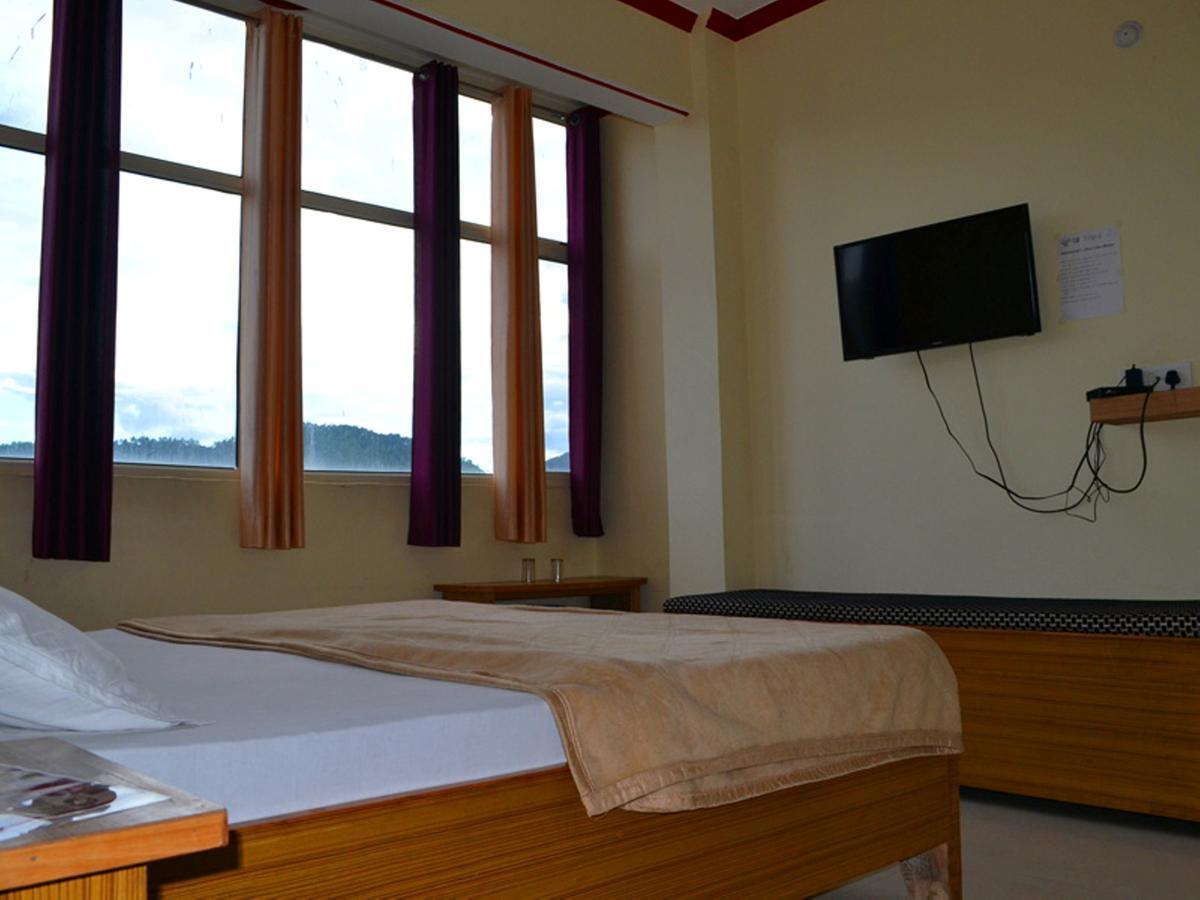 Oyo 37525 Hotel Mall Palace Pithoragarh Exterior photo