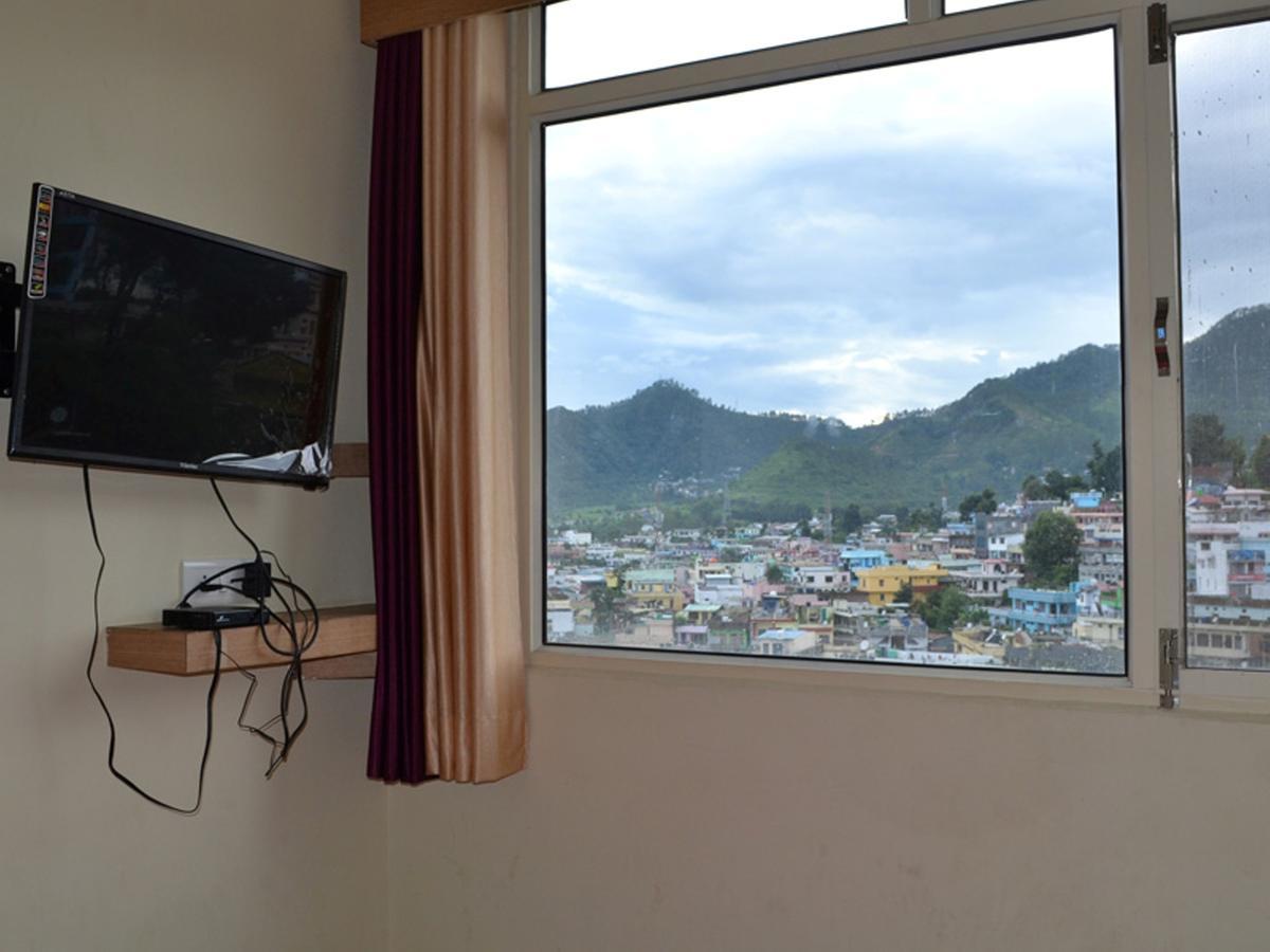 Oyo 37525 Hotel Mall Palace Pithoragarh Exterior photo