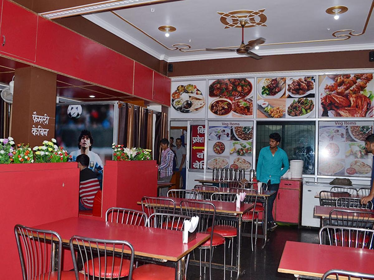 Oyo 37525 Hotel Mall Palace Pithoragarh Exterior photo