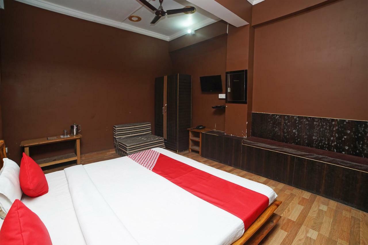 Oyo 37525 Hotel Mall Palace Pithoragarh Exterior photo