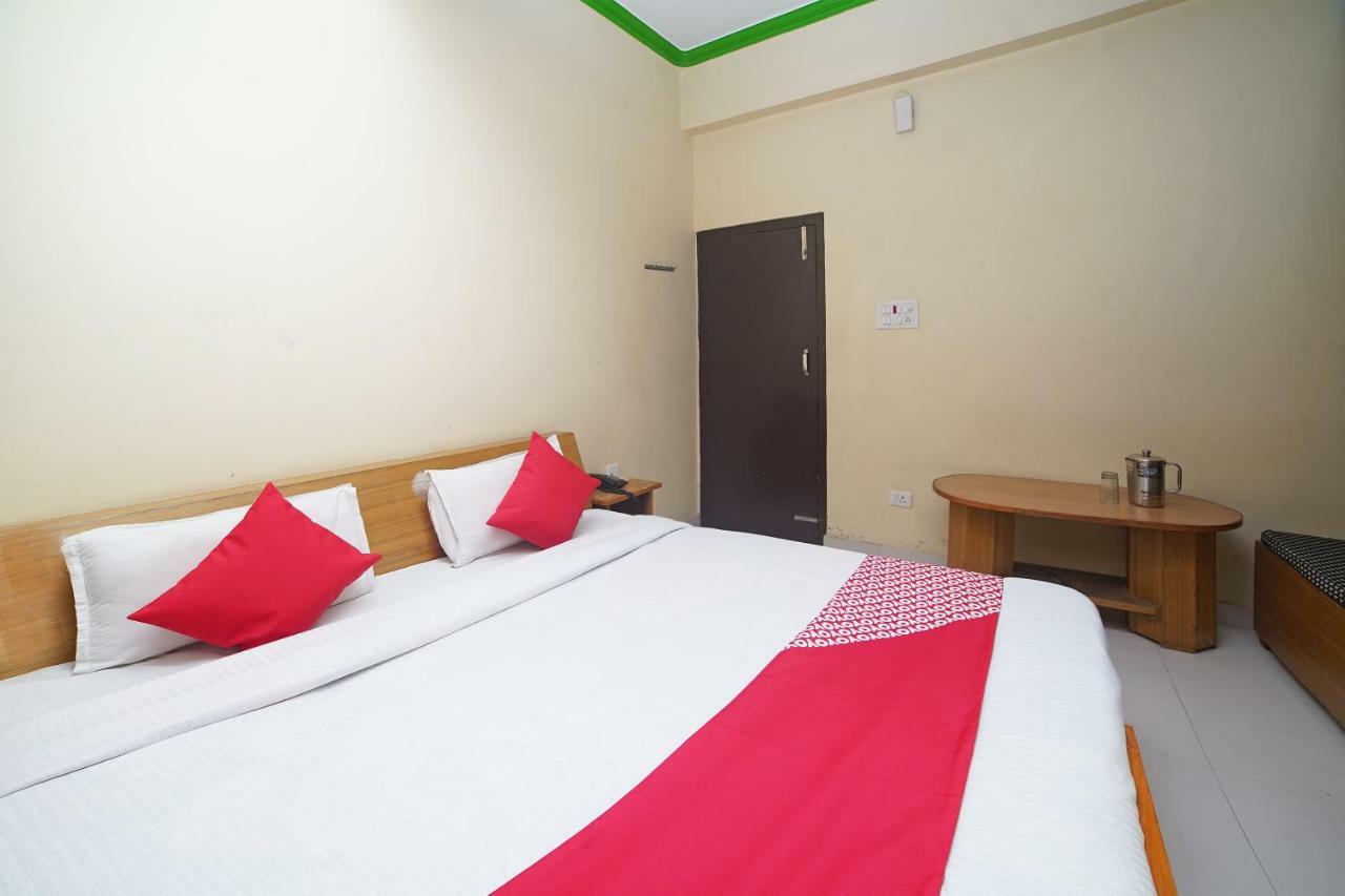 Oyo 37525 Hotel Mall Palace Pithoragarh Exterior photo